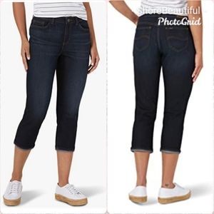 EUC Mid Rise Capri Jeans by Lee